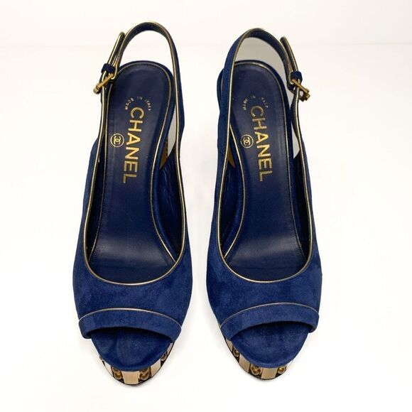 Chanel Blue Suede Gold Studded Interlocking C Slingback Heels EU 37 US 6-6.5 - Picture 2 of 12